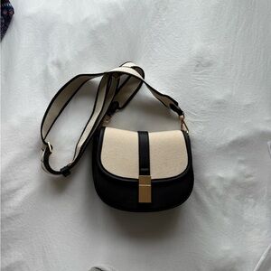 Brand New ‘A New Day’ Purse